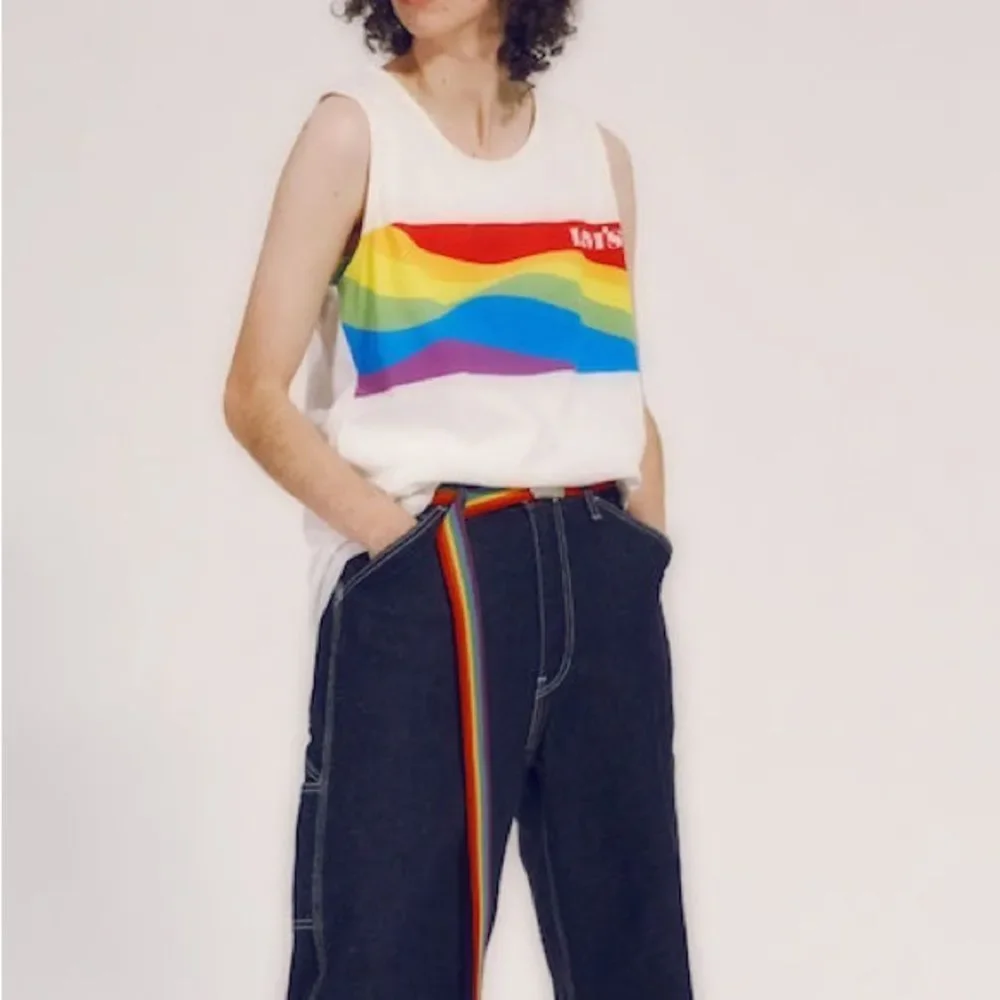 Levi’s PRIDE Shirt Oversize Tank Top Sizes Rainbow LGBTQ S, M, L NEW